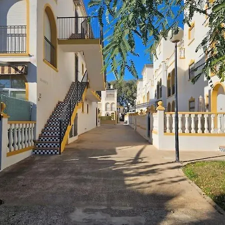 Elizabeth Apartment *